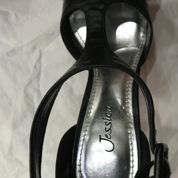 Y2K Jessica T-Strap Heels Pump Women's Size 6 Black Open Toe Ankle Strap - Picture 8 of 8